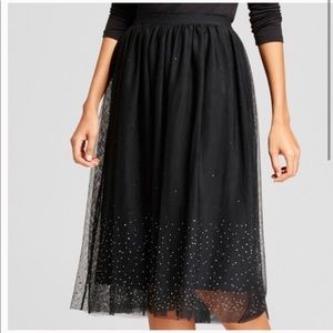 Midi black tulle skirt with sequins